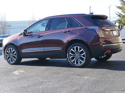 Certified 2022 Cadillac XT5 Sportv w/ Technology Package image 4