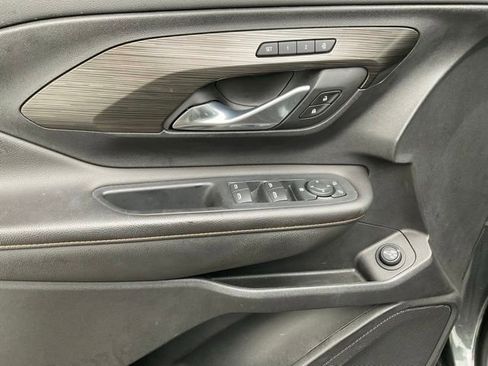 Used 2020 GMC Terrain SLT w/ Preferred Package FWD image 27