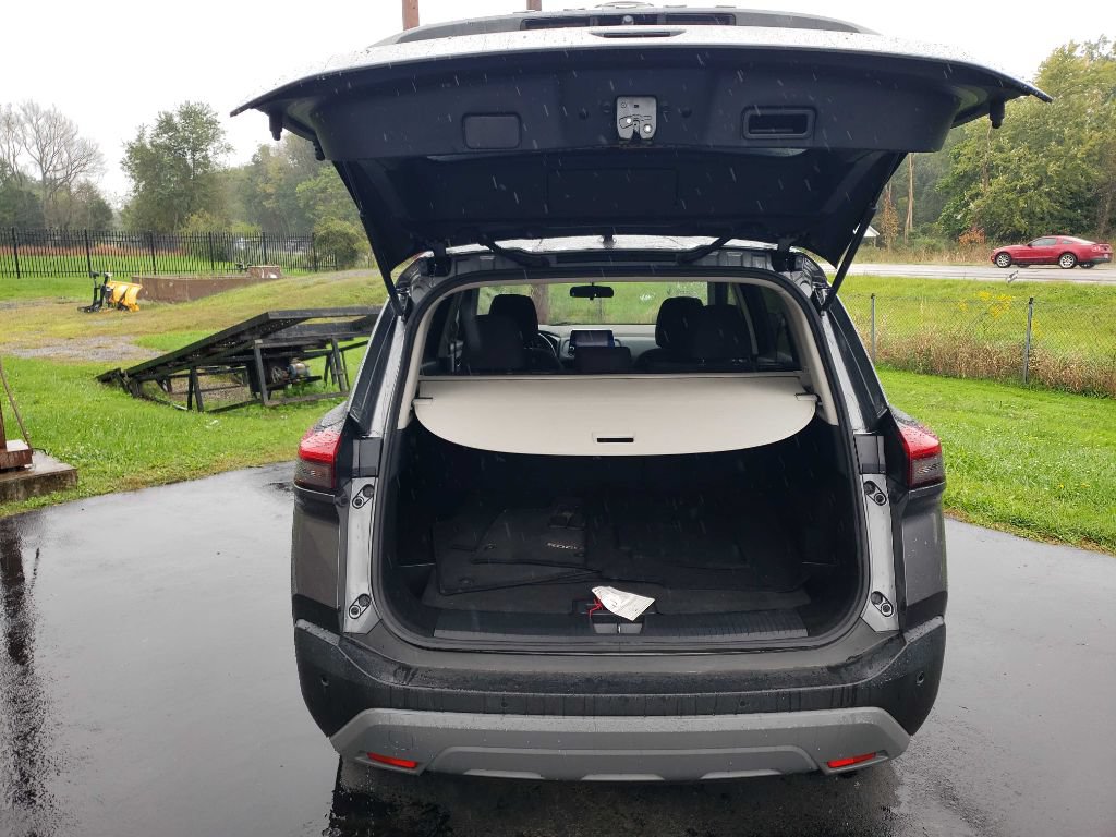 Used 2023 Nissan Rogue S AWD/4WD image 22