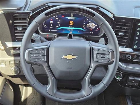 New 2026 Chevrolet Silverado 1500 High Country AWD/4WD image 12