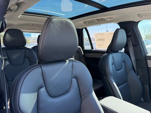 New 2026 Volvo XC90 B5 Ultra w/ Lounge Package AWD/4WD image 9