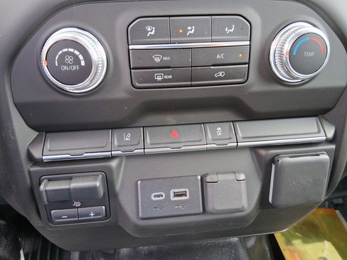 New 2025 GMC Sierra 3500 Pro w/ Convenience Package image 28