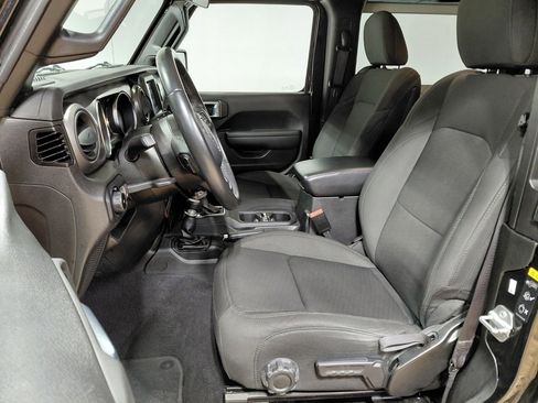 Used 2022 Jeep Wrangler Sport S image 16