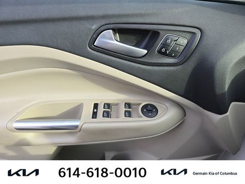 Used 2017 Ford Escape Titanium image 26