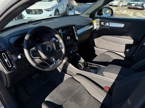 New 2026 Volvo XC40 B5 Ultra w/ Protection Package Premier image 12