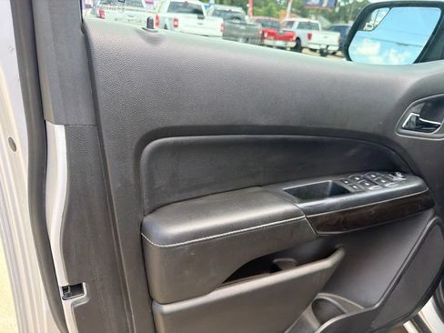 Used 2016 GMC Canyon SLT w/ Driver Alert Package RWD image 18