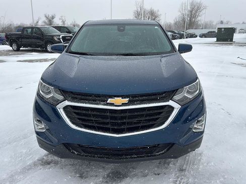 Used 2020 Chevrolet Equinox LT w/ Driver Convenience Package image 10