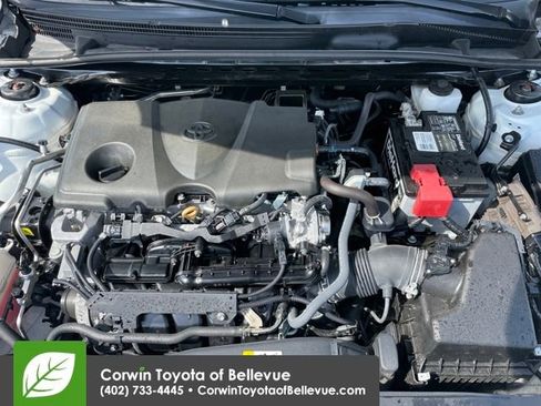 Used 2024 Toyota Camry SE image 28