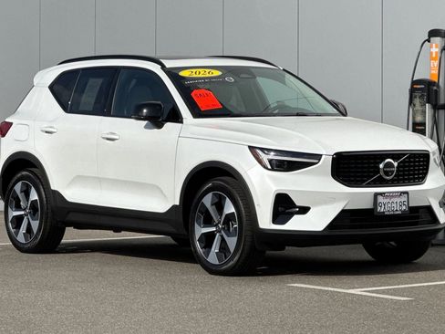 Certified 2026 Volvo XC40 B5 Plus w/ Protection Package Premier AWD/4WD image 7