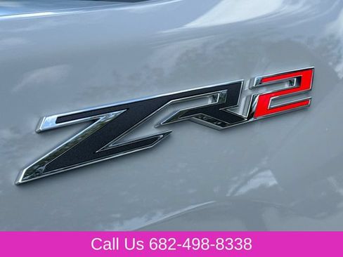 Used 2024 Chevrolet Silverado 2500 ZR2 w/ Technology Package AWD/4WD image 5