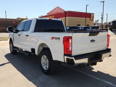 Used 2025 Ford F250 XLT w/ FX4 Off-Road Package AWD/4WD image 3