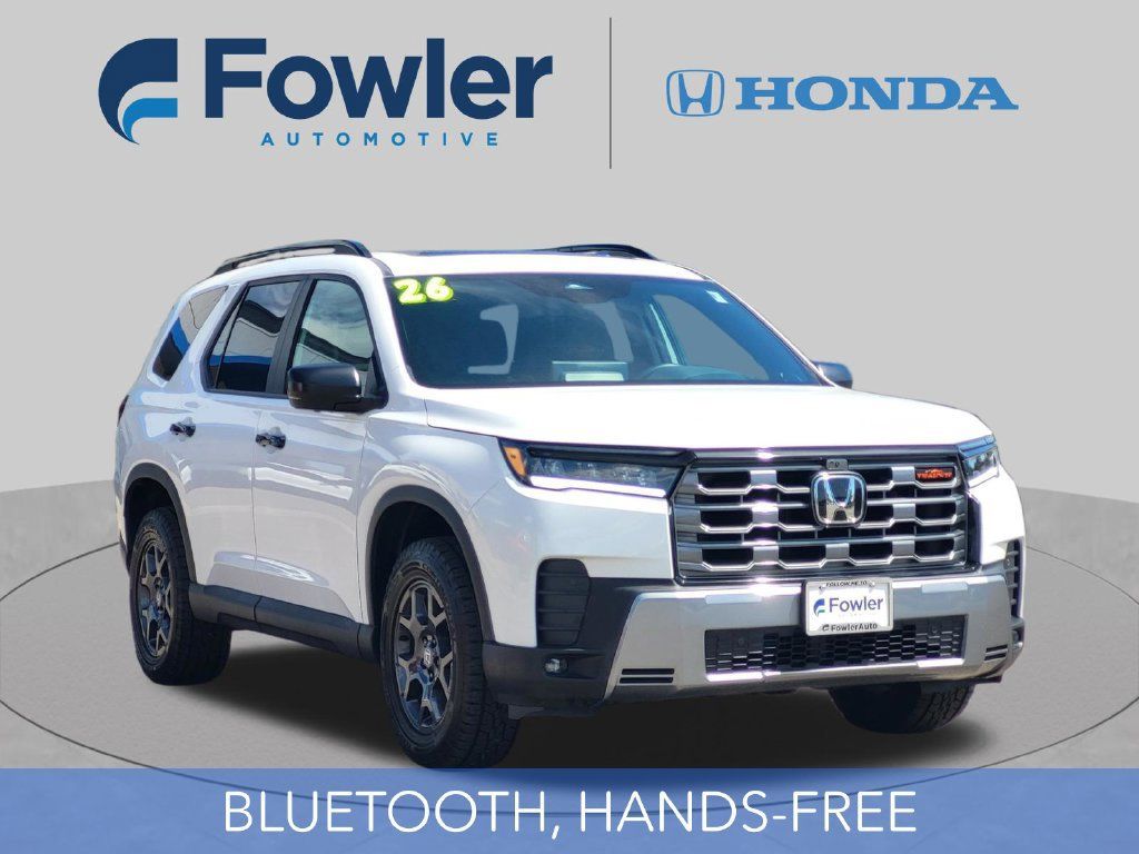 Certified 2026 Honda Pilot TrailSport image 4