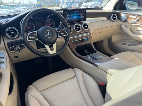 Used 2020 Mercedes-Benz GLC 300 GLC 300 image 16