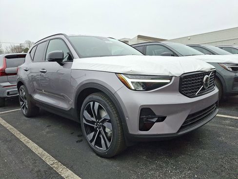 New 2026 Volvo XC40 B5 Plus w/ Climate Package AWD/4WD image 1