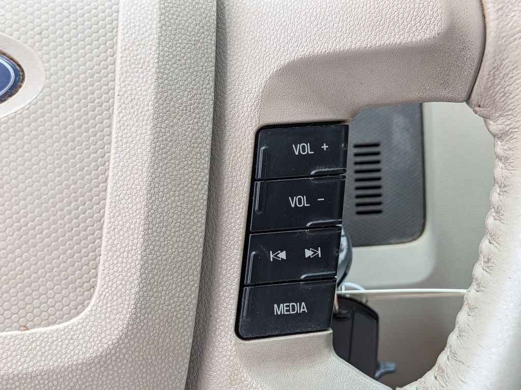 Used 2012 Ford Escape XLT FWD image 23