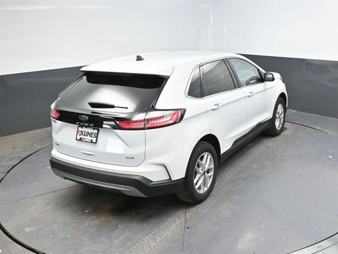 Used 2024 Ford Edge SEL AWD/4WD image 31