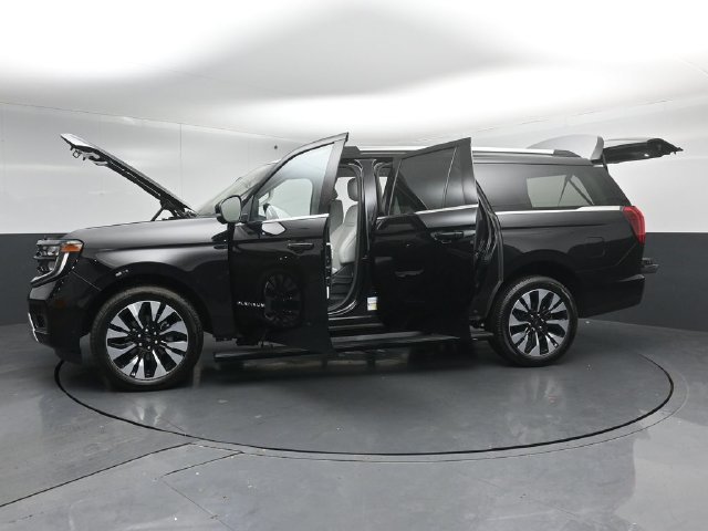 Certified 2025 Ford Expedition Max Platinum w/ Driver's Package AWD/4WD image 56