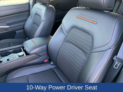 Used 2025 Nissan Pathfinder Rock Creek image 13