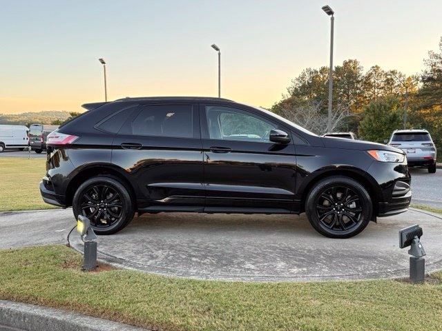 Used 2024 Ford Edge SE w/ Black Appearance Package AWD/4WD image 8