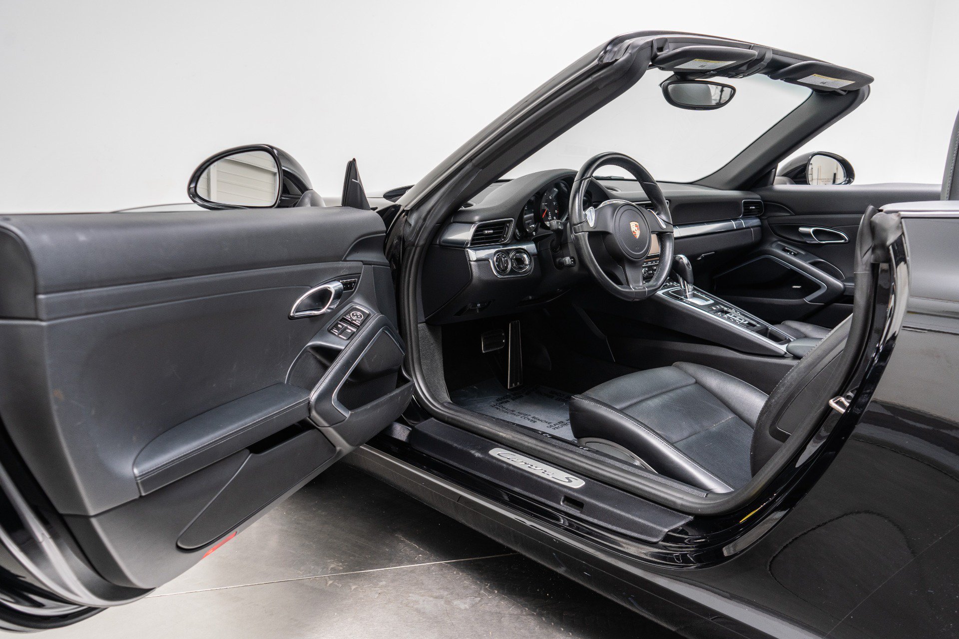 Used 2014 Porsche 911 Carrera S RWD image 23