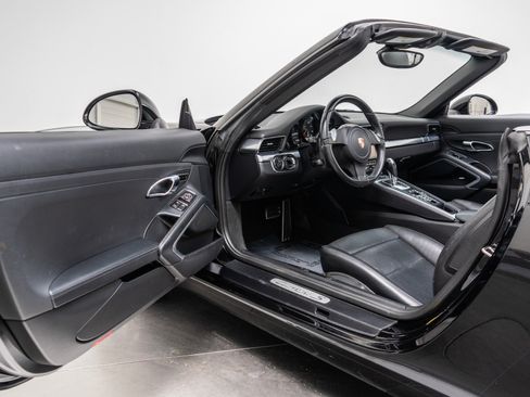 Used 2014 Porsche 911 Carrera S RWD image 23