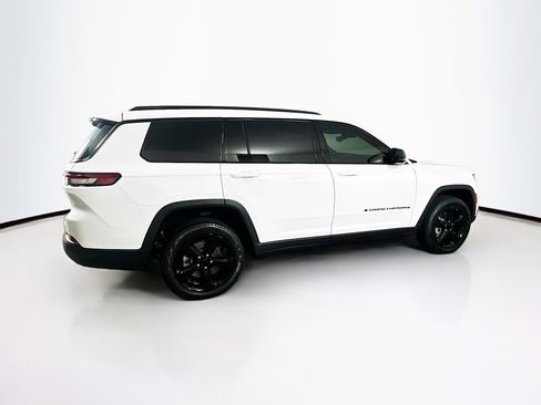 Used 2023 Jeep Grand Cherokee L Limited w/ Luxury Tech Group II RWD image 10
