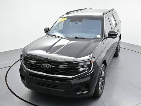 Used 2025 Ford Expedition Platinum w/ Stealth Performance Package AWD/4WD image 54