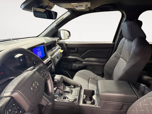 New 2026 Toyota Tacoma SR5 image 9