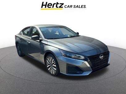 Used 2025 Nissan Altima 2.5 SV