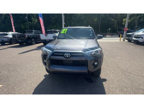 Used 2021 Toyota 4Runner SR5 Premium w/ Moonroof Package RWD image 7