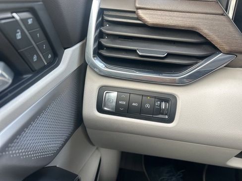 Used 2024 GMC Acadia Denali w/ Super Cruise Package image 20