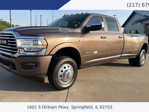 Used 2019 RAM 3500 Limited w/ Max Tow Package AWD/4WD image 1