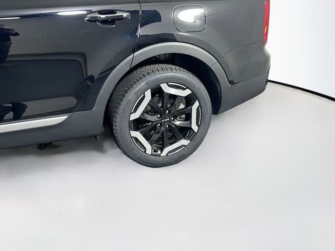 Used 2023 Kia Telluride S image 31