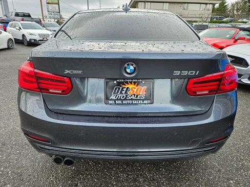 Used 2017 BMW 330i xDrive Sedan image 15