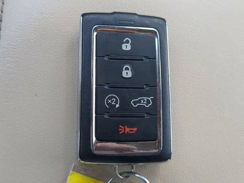 Used 2021 Jeep Grand Cherokee L Limited AWD/4WD image 29