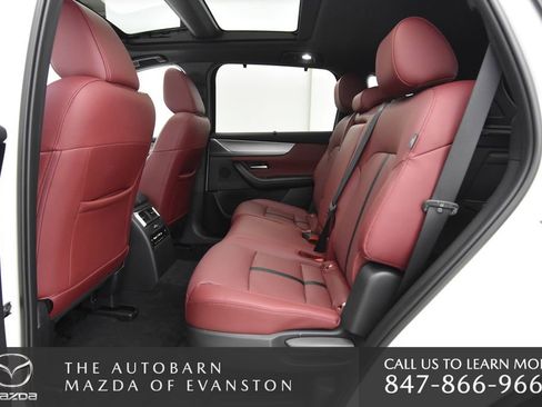 Certified 2025 MAZDA CX-70 Plug-In Hybrid w/ Premium Plus image 22