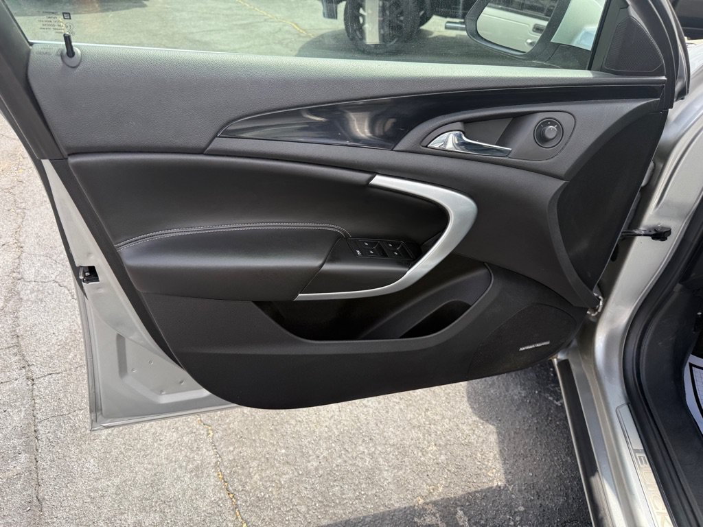 Used 2012 Buick Regal GS FWD image 29