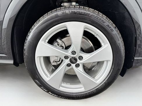 Used 2025 Audi Q5 Premium Plus image 32