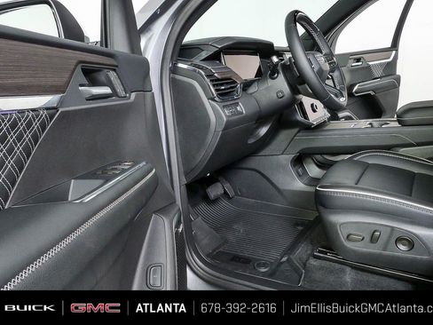 New 2026 GMC Acadia Denali w/ Super Cruise Package FWD image 8