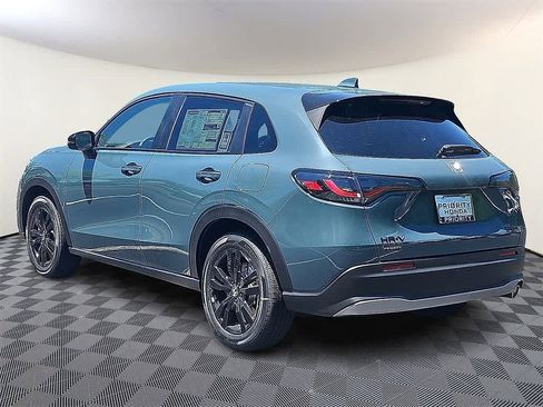 New 2026 Honda HR-V Sport image 4