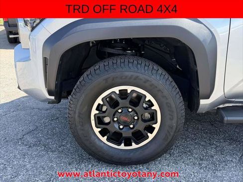 Certified 2025 Toyota Tacoma TRD Off-Road w/ TRD Off Road Upgrade Package AWD/4WD image 12