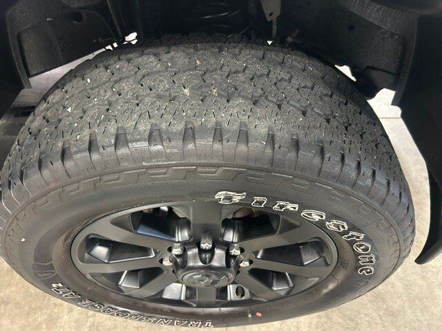 Used 2024 RAM 2500 Big Horn w/ Night Edition AWD/4WD image 5