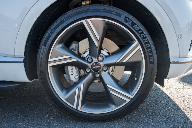 Used 2025 Genesis GV80 3.5T Prestige AWD/4WD image 14