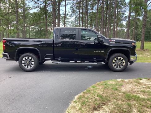 New 2026 Chevrolet Silverado 2500 LT w/ All Star Edition AWD/4WD image 6