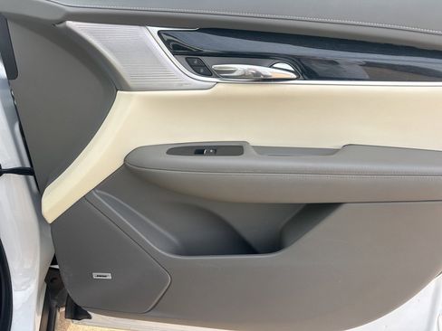 Used 2024 Cadillac XT6 Premium Luxury w/ Technology Package image 49