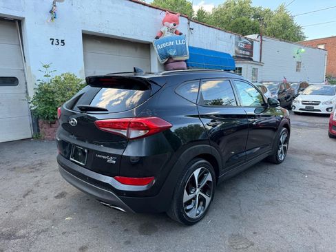 Used 2016 Hyundai Tucson Limited w/ Option Group 03 AWD/4WD image 10