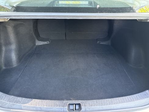 Used 2023 Toyota Corolla LE FWD image 18