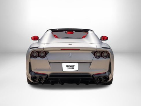 Used 2022 Ferrari 812 GTS RWD image 9