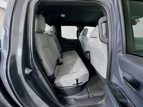 Certified 2025 Toyota Tacoma SR5 image 25