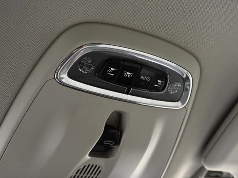 Used 2022 Volvo XC90 T6 Momentum w/ Protection Package Premier image 32